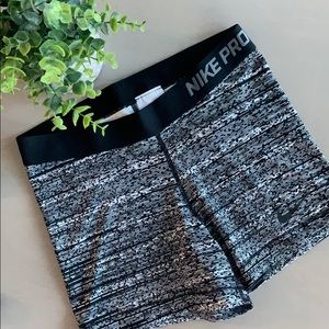 Nike Pro Spandex Shorts Size L